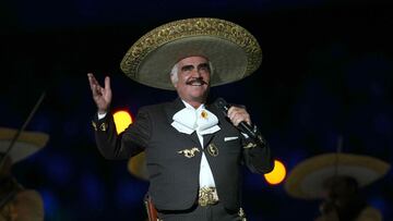 Vicente Fernández fue hospitalizado por infección