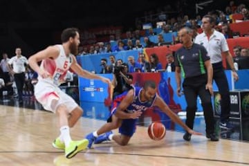 Sergio Rodr¨ªguez y Tony Parker.