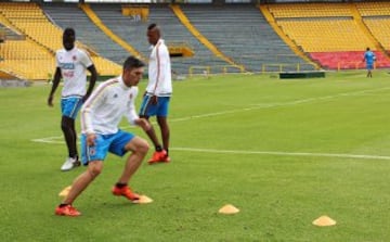 Colombia trabajó en campo durante la mañana. En la tarde hizo gimnasio