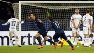 Ibrahimovic celebra un gol en la ida.