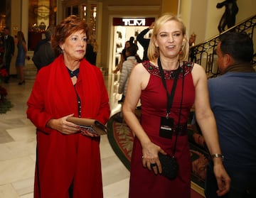 Ana Urquijo, junto a nuestra compañera Isabel Roldán. Fue presidenta del Athletic entre septiembre de 2006 a julio de 2007. La segunda de la historia en un club de Primera tras Teresa Rivero en el Rayo. 