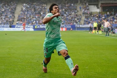 El futbolista del Levante es clave en su equipo. El gol que consiguió esta jornada es uno de los mejores de la jornada. Su remate con el exterior a la escuadra es para verlo en bucle.