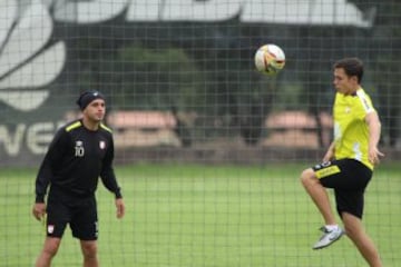 Seijas, el protagonista de la práctica, antes de su último partido en El Campín