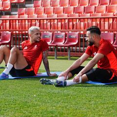 Stoichkov es el reclamo de un Granada necesitado