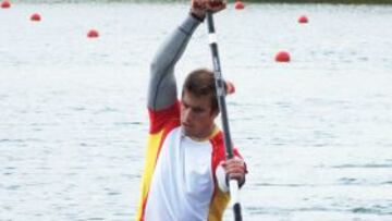 El palista mallorquín de 21 años, clasificado para la final de C1 200 metros de los Juegos de Londres, aseguró hoy que mañana saldrá "a morderlos a todos".