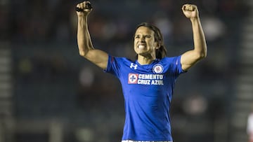 Jerry Flores: Quiero hacer campeón a Cruz Azul"