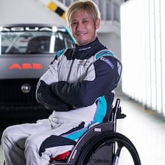 La discapacidad no frena a Aoki: de 500cc al Jaguar eTrophy