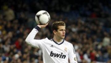Nacho, durante un partido con el Madrid.