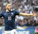 Karim Benzema explota con goles y finalmente convence