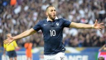 Karim Benzema explota con goles y finalmente convence