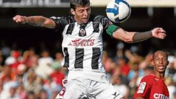 <b>AL CIEN POR CIEN. </b>El capitán es un fijo en los esquemas de Abel Resino.