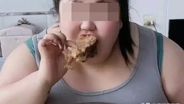 Pan Xiaoting mukbang