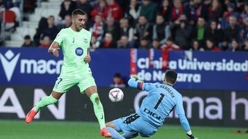 Herrera durante el partido ante el Barcelona.