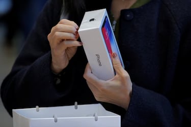 ¿Se puede ganar dinero por una caja vacía? Si tienes un envoltorio de iPhone podrías venderlo hasta por $50 dólares