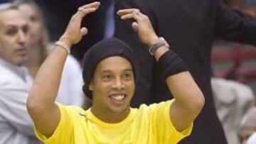 <strong>FUTURO.</strong> Ronaldinho está cada vez más cerca de salir del Barcelona.