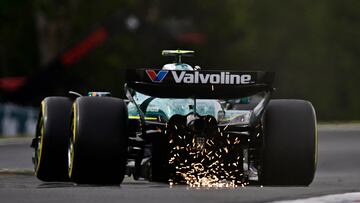 Fernando Alonso (Aston Martin AMR25). Hungaroring, Hungría. F1 2025.