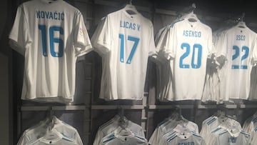 Dorsales en la tienda oficial del Santiago Bernab&eacute;u.