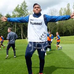 En Rangers esperan que Morelos mejore la disciplina
