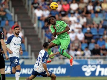 Yvan Neyou, en la última jornada ante el Tenerife. 