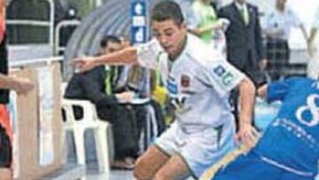 <b>MUY IGUALADO. </b>El DKV se dejó dos puntos en el minuto 38.