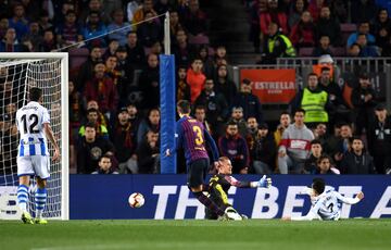 Juanmi empató el partido. 1-1.