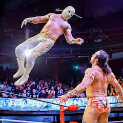 La lucha libre llega a la NFL