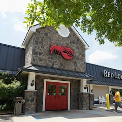 Estos restaurantes estarán abiertos en Nochevieja y Año Nuevo 2025: McDonald’s, IHOP, Red Lobster, Dunkin’…