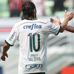 Cláusula de productividad es el tope para renovación de Valdivia