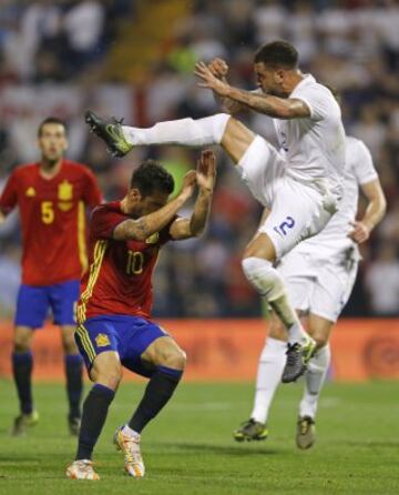 Cesc Fàbregas y Kyle Walker.