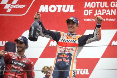 Marc Márquez se vuelve a subir al podio en un Gran Premio casi un año después. La última vez que el ilerdense consiguió acabar entre los tres primeros un domingo fue en el GP de Australia de la temporada pasada.