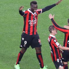 El Niza remonta y se reengancha a la pelea por el título