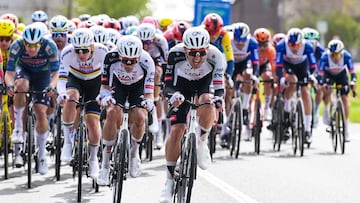 Danish Mikkel Bjerg of UAE Team Emirates' Danish rider Mikkel Bjerg leads the pack of riders (peloton) in the men's race of the 'Ronde van Vlaanderen/ Tour des Flandres/ Tour of Flanders' UCI WorldTour one day cycling race, 278 km from Antwerp to Oudenaarde, in Haaltert on April 5, 2026. (Photo by DAVID PINTENS / Belga / AFP) / Belgium OUT