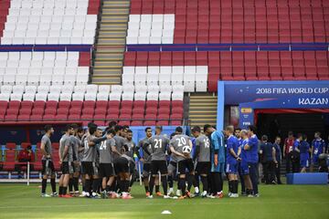 El grupo de Irán durante el entrenamiento. 