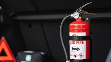 Extintor para auto: ¿Cuál es el mejor y dónde se coloca?