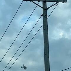 Who is the pilot that hijacked a plane and threatened to crash into Walmart?