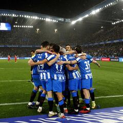 El gran Depor está de vuelta, del descenso al liderato en 18 partidos