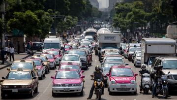 Autos con engomado azul no pueden transitar en calles y avenidas de Cdmx y Edomex para el viernes 28 de febrero del 2025.