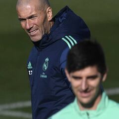 Zidane cumple con Courtois