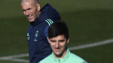 Zidane cumple con Courtois