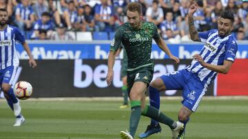 Loren, ante el Alavés.