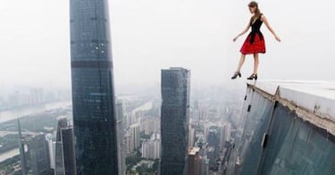 Angela Nikolau: maestra del roofing; enemiga del vértigo