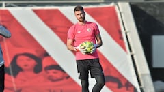 05/04/21  ENTRENAMIENTO ATHLETIC BILBAO 
 UNAI SIMON