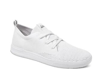 Consigue unas zapatillas blancas de Quicksilver con un 60% de descuento