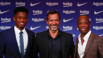 21/10/21 FC BARCELONA ACTO DE RENOVACION DE CONTRATO DE ANSU FATI 
Jorge Mendes 
Padre de Ansu Fati 
