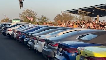 Colby Raha saltando sobre 23 BMW en Palm Springs (California)