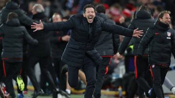 Simeone celebra en la banda de Anfield la victoria del Atlético al Liverpool de Klopp: ya es segundo en el ránking UEFA.