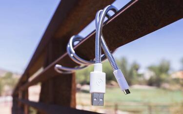 TITAN el cable de carga indestructible para iPhone y Android