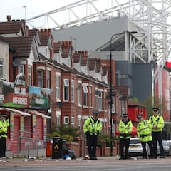 Seis policías heridos durante una protesta en Old Trafford