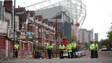 Seis policías heridos durante una protesta en Old Trafford