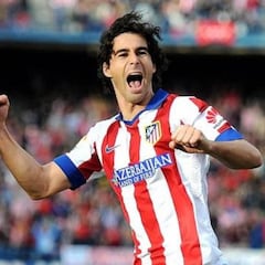 Tiago se lleva a dos atléticos al Vitória Guimarães